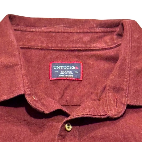 UntuckIt Men’s Size XL Burgundy Classic Cotton Flannel Shirt Button Down - Picture 2 of 6